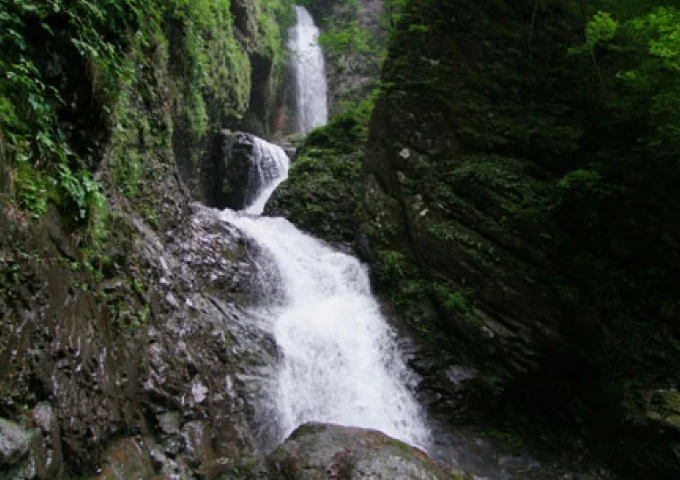 竜化の滝