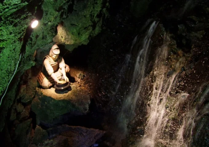 Historic Limestone Cave Genzankutsu