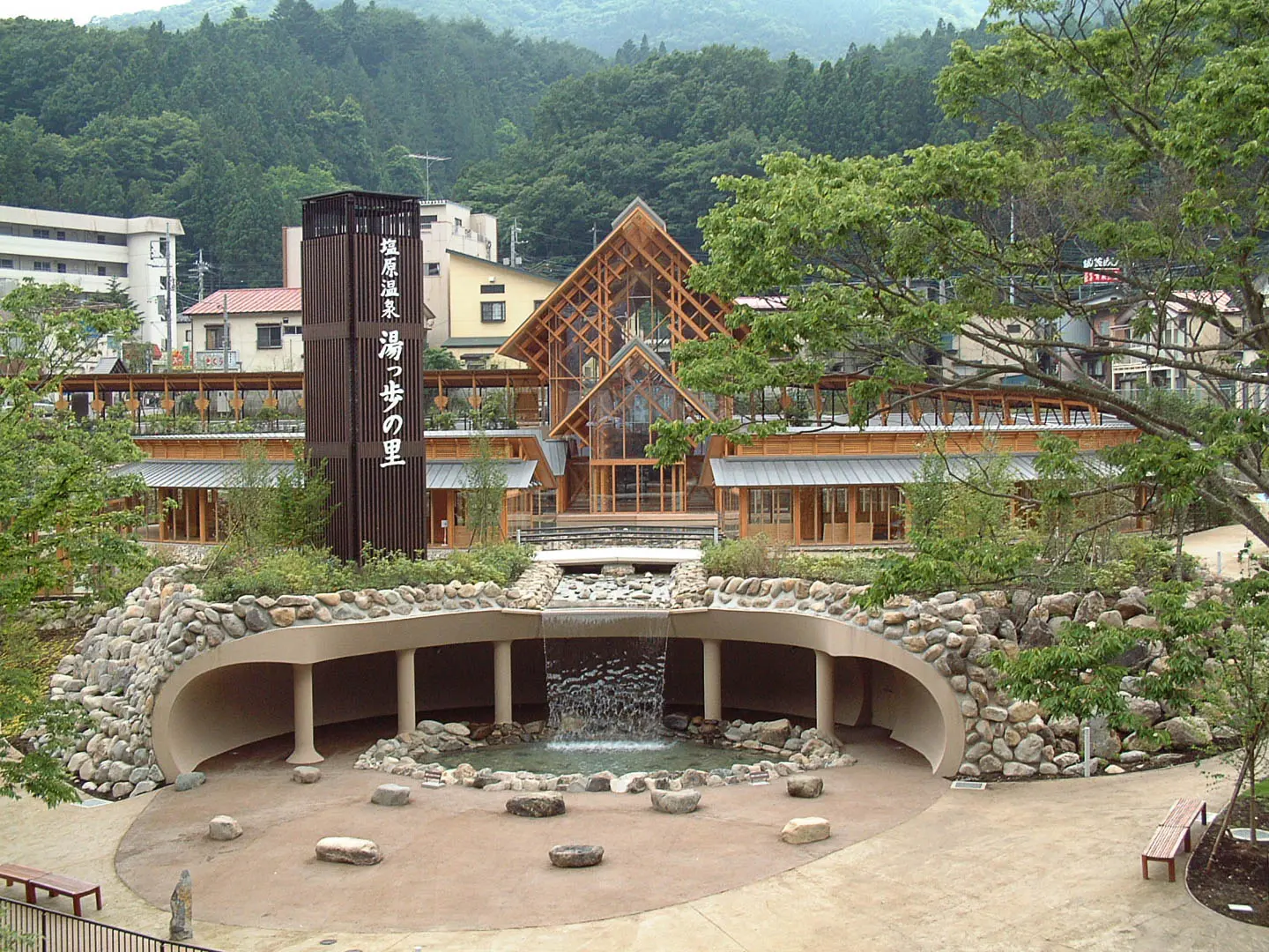 湯 っ 歩