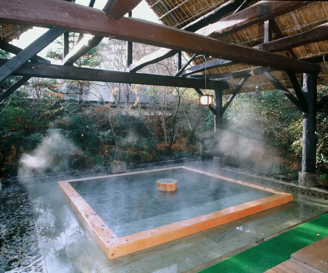 奥名须/大正村鸿汤温泉